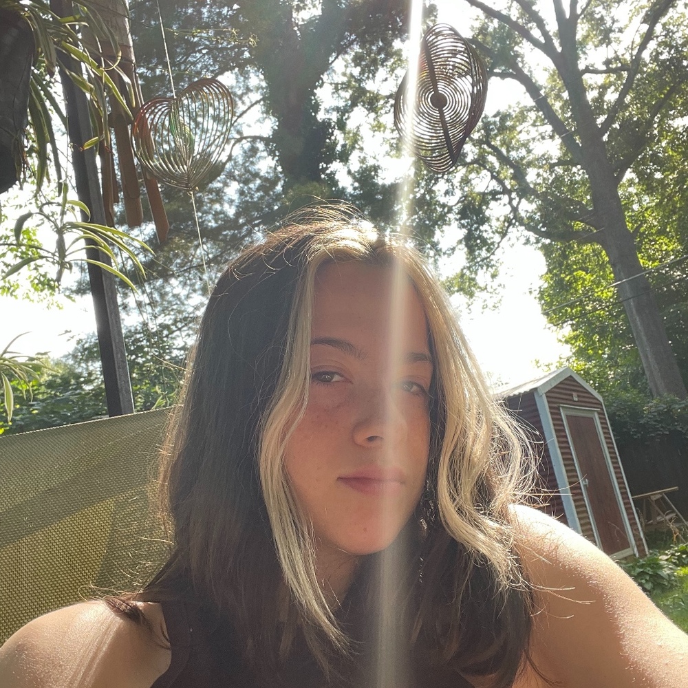 Meet your Posher, Becca